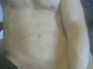 cutemuscledanaconda's live room