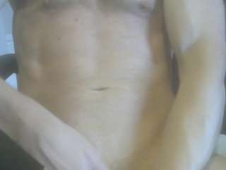 le modèle cutemuscledanaconda est en webcam porno dans un show sur le site camsoda, il possède les tags suivants: big cock,blonde hair,caucasian,daddy,jerk off,lean,muscular,orgasm,roleplay,uncut,white