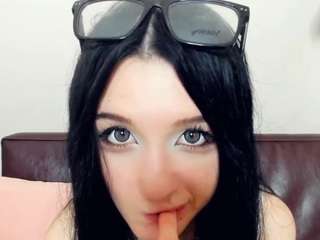 dinorahhirsh live webcam show