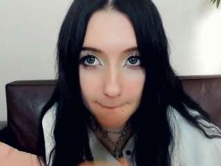 DinorahHirsh live webcam show