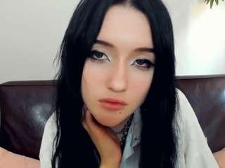 DinorahHirsh live webcam show