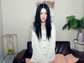 DinorahHirsh live webcam show