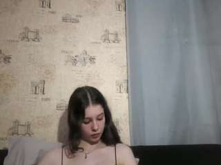 Silvia live webcam show