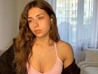 freedamimozo live webcam show