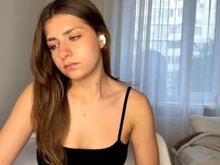 FreedaMimozo live webcam show