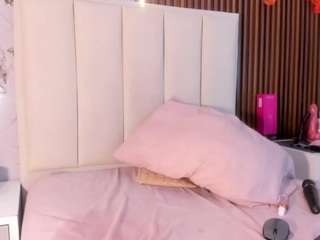 IVYROSSE7 live cam preview