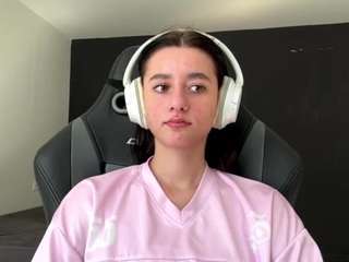 JosphineBaney live webcam show
