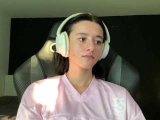 JosphineBaney live webcam show
