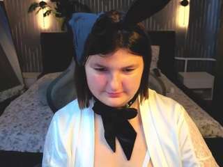 kittyliikk Live Webcam on CamSoda