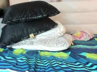 sabrina-cameron live cam preview