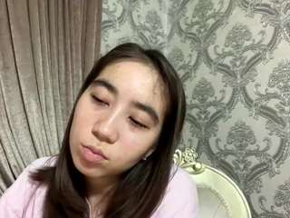 Shemekaildefonso's cam show statistics and live stream