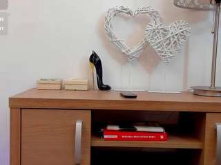 teny-shy live webcam show