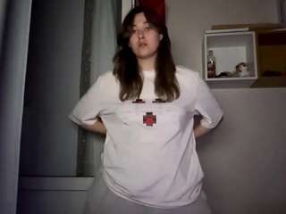 TrangShoener live cam — ass, no drinking, striptease