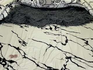 ZeniaArguello live webcam show