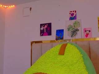 boysincam live webcam show