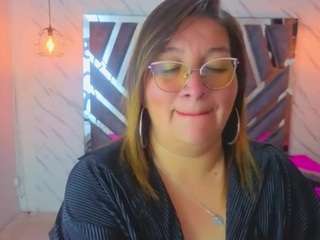 Live cam show with MaylinRosse