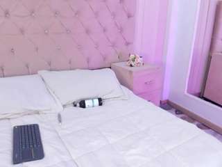 MelodyPrice live webcam show
