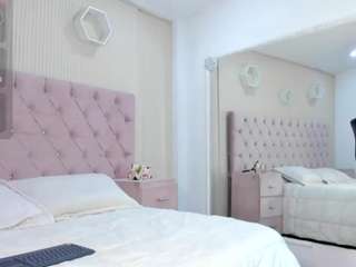 MelodyPrice live webcam show