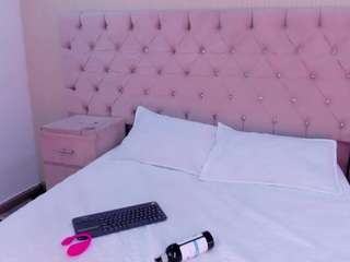MelodyPrice live webcam show