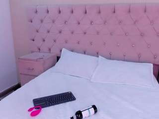 MelodyPrice live webcam show