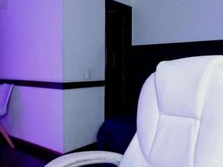 Peyton-gh1 live webcam show