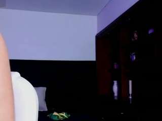 Peyton-gh1 live webcam show