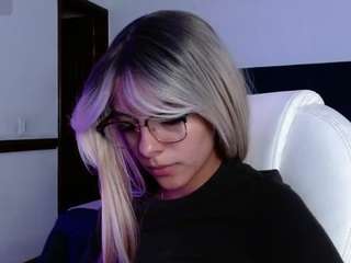 Peyton-gh1 live webcam show