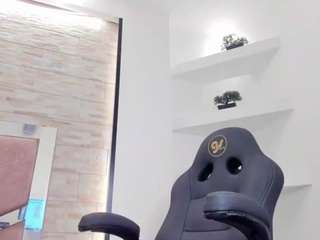 cristine-colins Sex Cam Show
