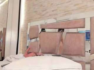 cristine-colins live webcam show