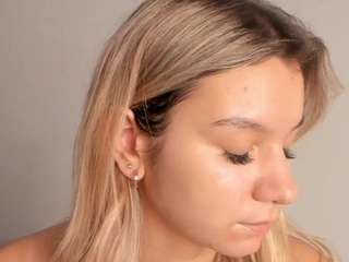 joannielarke Live Webcam on CamSoda