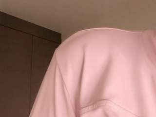 JoannieLarke live webcam show