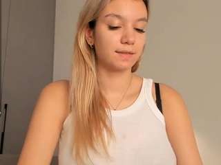 joannielarke's live room