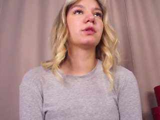 JoannieLarke live cam preview