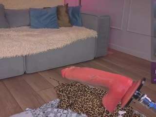 Luci-XO live cam preview