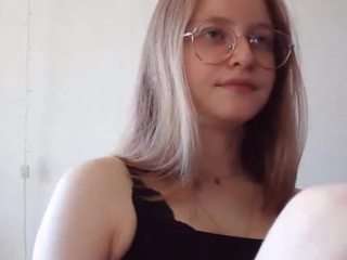 Luna live cam — ahegao, smoking, natural