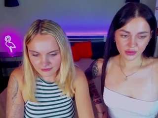 succescheriesss live webcam show