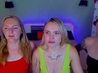 succescheriesss live webcam show