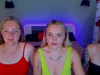 succescheriesss Live Webcam on CamSoda