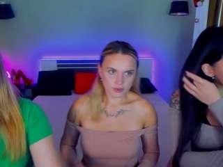 succescheriesss's live room