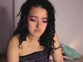 Gema-n-aria's cam show statistics and live stream