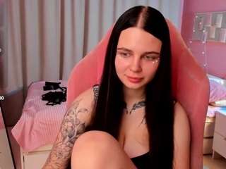 Michela-Fruett live cam preview