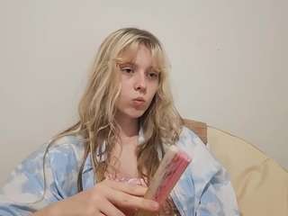RevaLaflin live webcam show