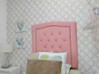 sofia-marttinez9 live webcam show