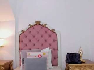 sofia-marttinez9's live room