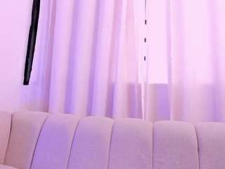 ana-foxx1