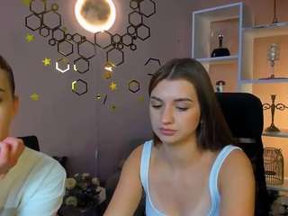 bloom-night live webcam show