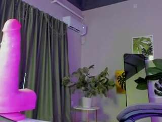 DianaRayy live cam