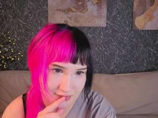 Ekimmj-age live webcam show