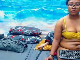 NAUGHTYPEARLXXX live cam preview