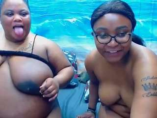 NAUGHTYPEARLXXX
